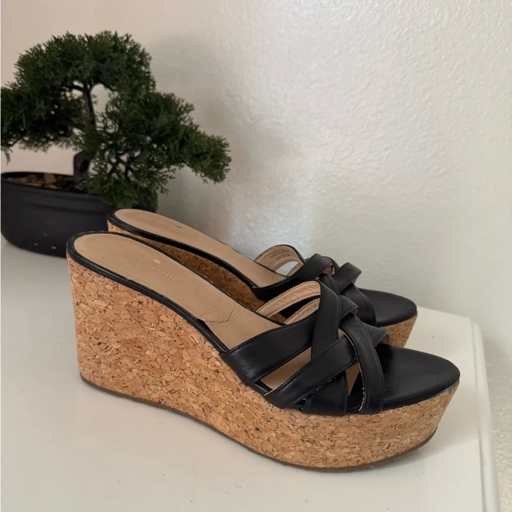 Kate Spade   ❤️😻size 8.5 Black Leather Wedges - Picture 5 of 8